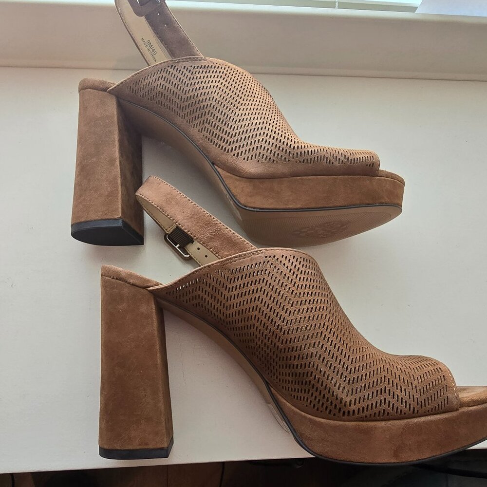 Vince Camuto Jensaya Perforated Platform Slingback Peep Toe Sandal - Picture 4 of 9